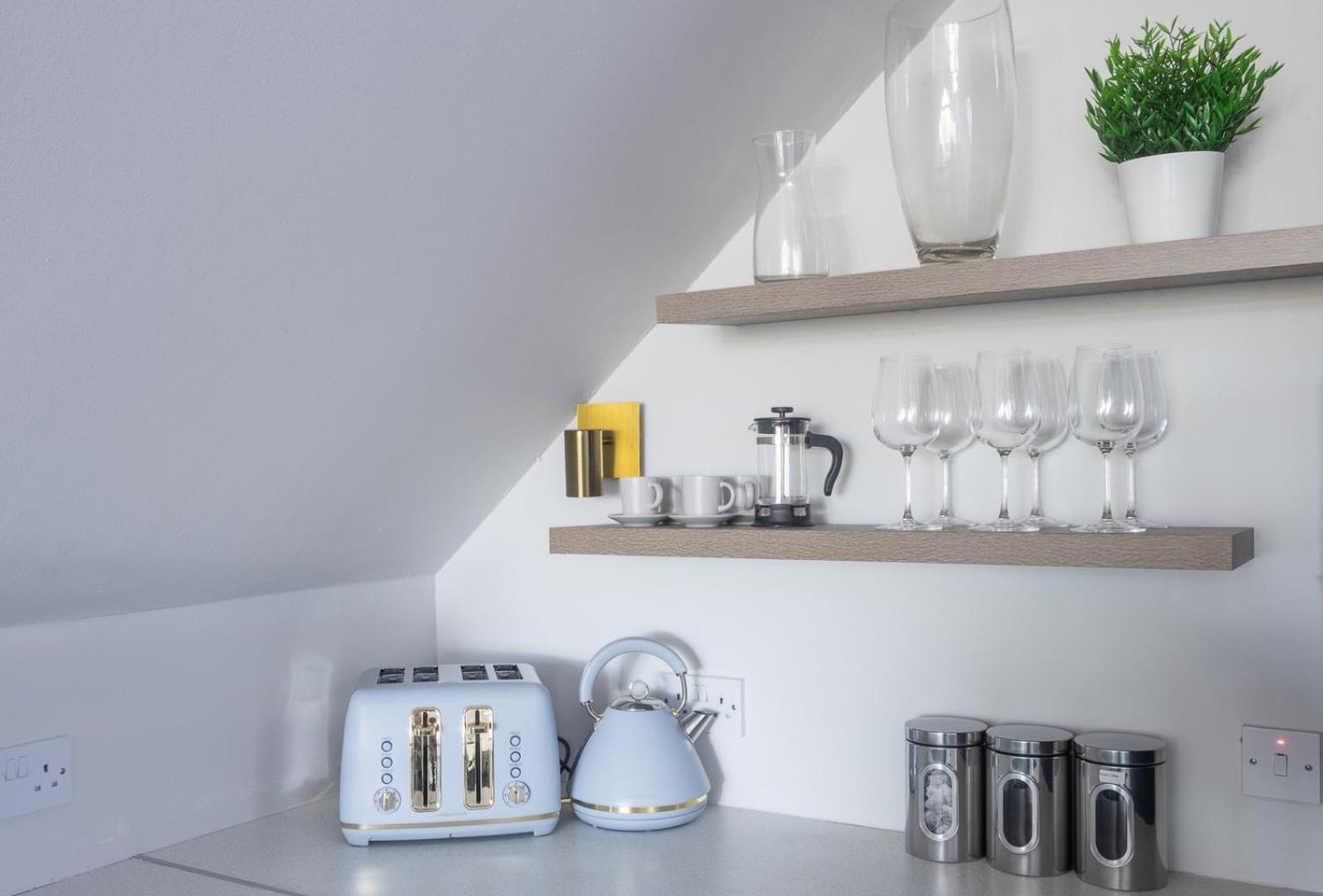 Guestready - Modernised In Monkstown Guest house *