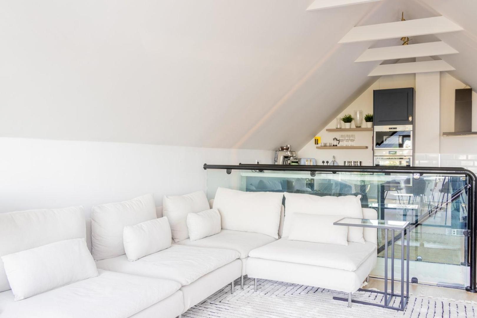 Guest house Guestready - Modernised In Monkstown *
